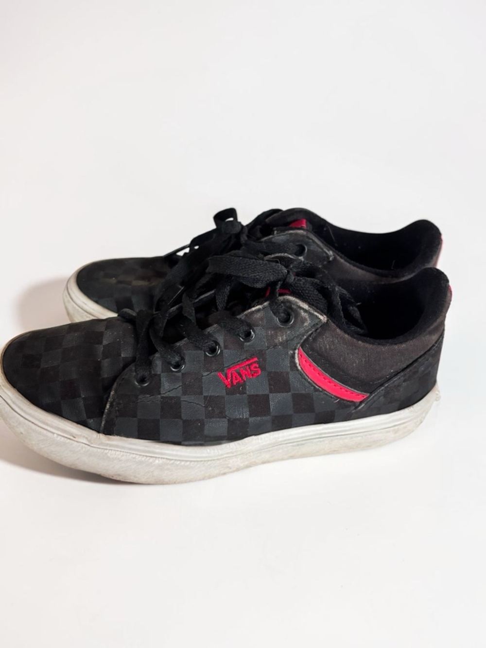 Vans Kids Checkerboard Sneakers Size 2 Youth Black Red Skater
